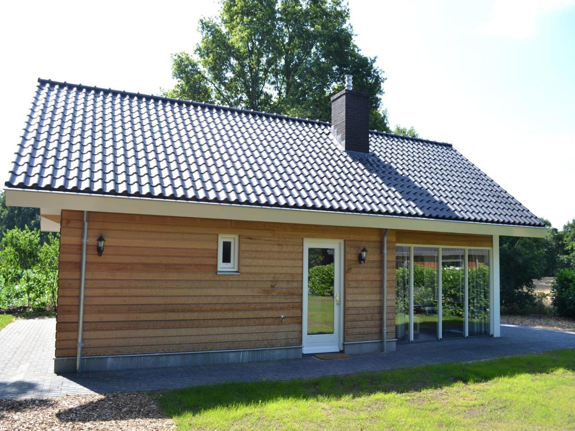 Chalet With Gorgeous View Of The Natural Surroundings Weerselo Екстериор снимка